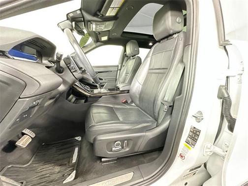 2022 Land Rover Range Rover Evoque R-Dynamic SE