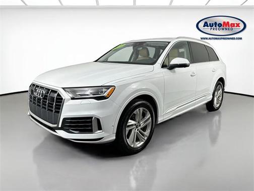 2022 Audi Q7 55 Premium Plus