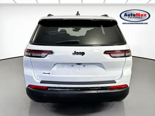 Bright White Clearcoat 2023 Jeep Grand Cherokee L Altitude