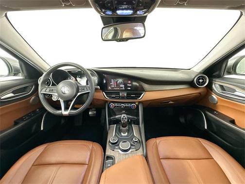 2017 Alfa Romeo Giulia Ti