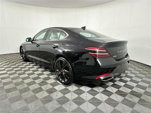 2022 Genesis G70 3.3T AWD
