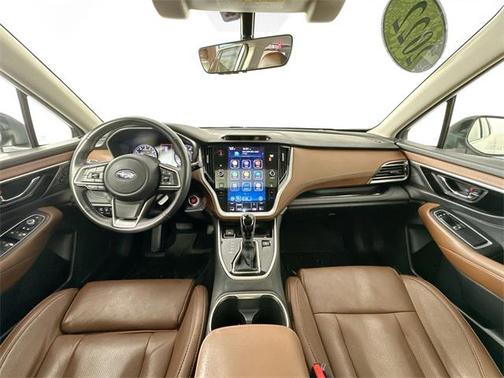 2022 Subaru Outback Touring XT