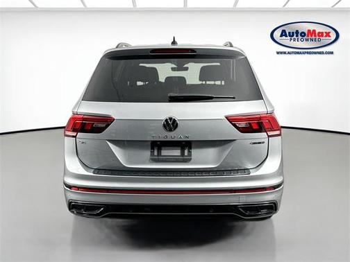 2022 Volkswagen Tiguan 2.0T SE R-Line Black 4MOTION