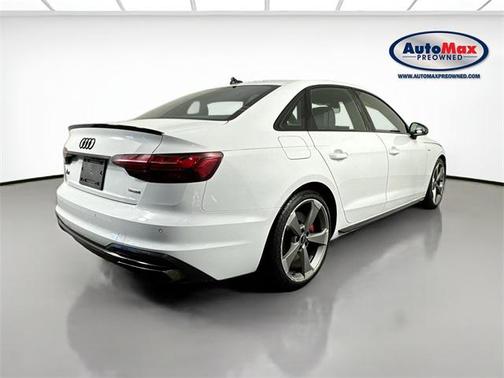 2023 Audi A4 45 S line Premium Plus