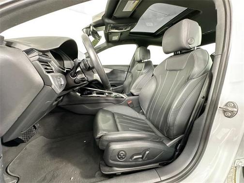 2023 Audi A4 45 S line Premium Plus