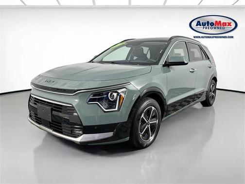2023 Kia Niro SX