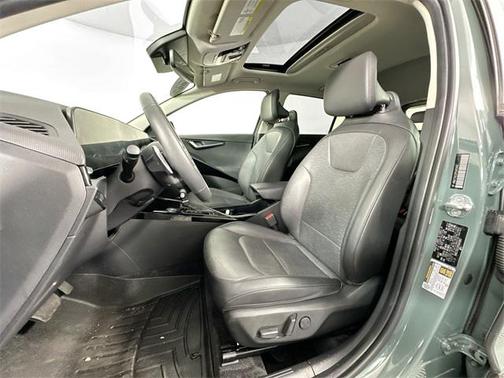 2023 Kia Niro SX