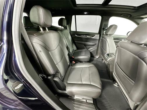 2022 Cadillac XT6 Premium Luxury AWD