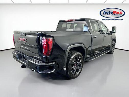 Onyx Black 2024 GMC Sierra 1500 Denali
