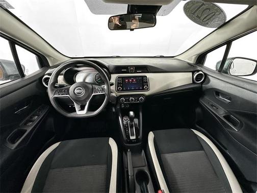 2021 Nissan Versa 1.6 SV