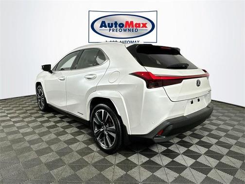 2022 Lexus UX 250h Luxury