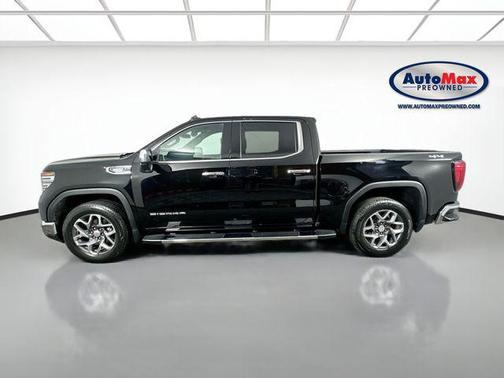 Onyx Black 2023 GMC Sierra 1500 SLT