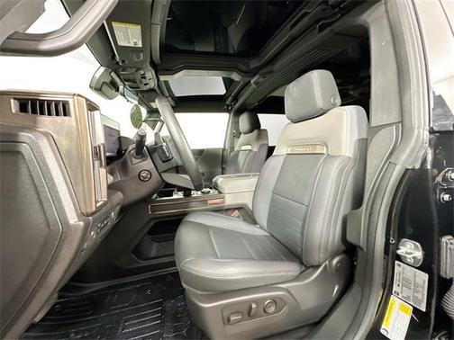 2024 GMC HUMMER EV SUV 2X