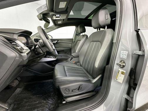 2024 Audi Q4 e-tron Prestige 55 quattro