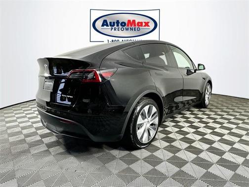 2024 Tesla Model Y Long Range Dual Motor All-Wheel Drive