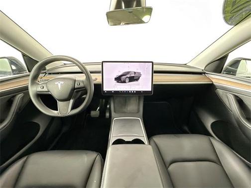 2024 Tesla Model Y Long Range Dual Motor All-Wheel Drive