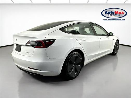 2022 Tesla Model 3 Long Range