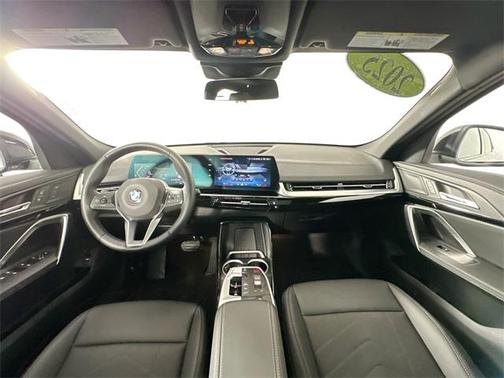 2025 BMW X2 xDrive28i