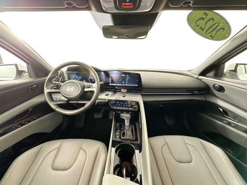 Serenity White 2025 Hyundai ELANTRA HEV Limited