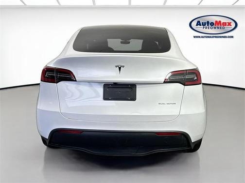 2023 Tesla Model Y Long Range Dual Motor All-Wheel Drive
