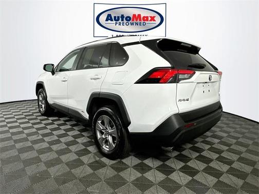 2024 Toyota RAV4 Hybrid LE