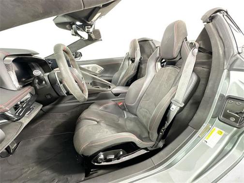 2022 Chevrolet Corvette Stingray w/3LT