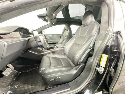 2022 Tesla Model S Base
