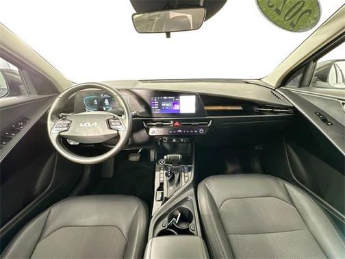 2023 Kia Niro EX