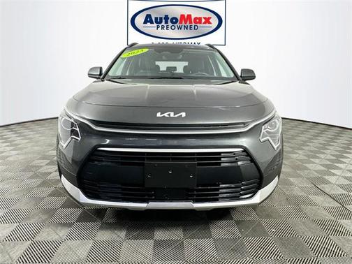 2023 Kia Niro EX