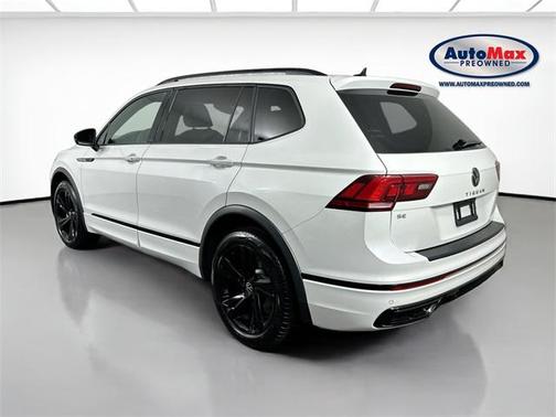 2024 Volkswagen Tiguan 2.0T SE R-Line Black