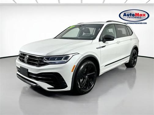 2024 Volkswagen Tiguan 2.0T SE R-Line Black
