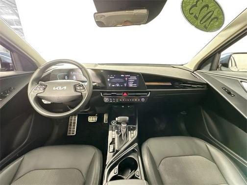 2023 Kia Niro Touring