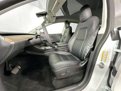 Pearl White Multi-Coat 2021 Tesla Model Y Long Range Dual Motor All-Wheel Drive
