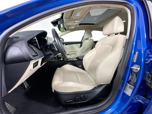 2022 Kia Stinger GT-Line