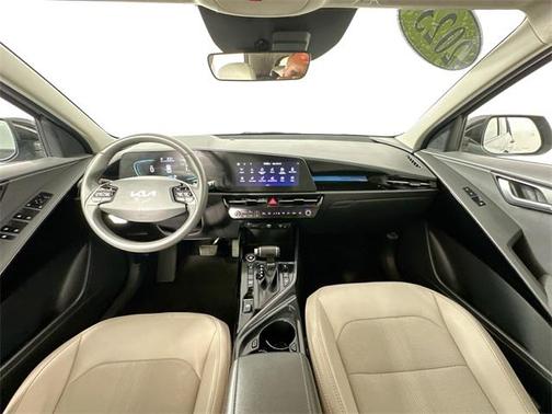 2023 Kia Niro EX