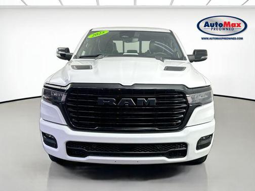 Bright White Clearcoat 2025 RAM 1500 Laramie