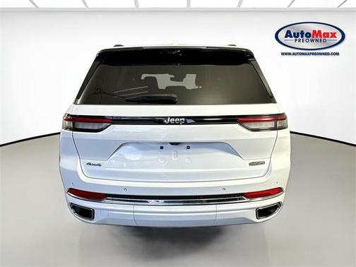 2022 Jeep Grand Cherokee Overland
