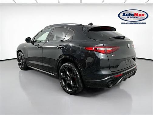 2023 Alfa Romeo Stelvio Veloce AWD