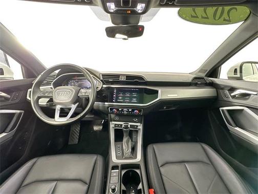 2022 Audi Q3 45 S line Premium