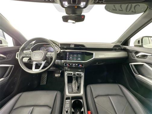 2022 Audi Q3 45 S line Premium