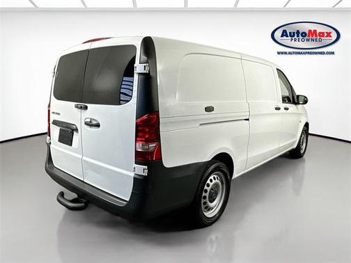 2022 Mercedes-Benz Metris Base