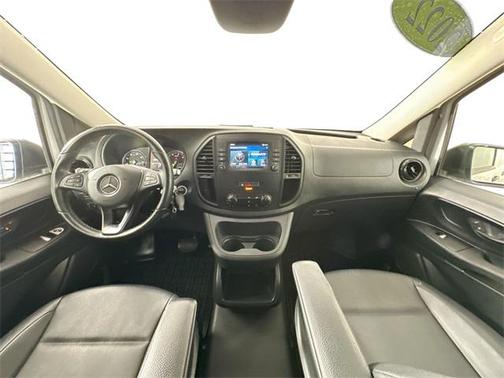 2022 Mercedes-Benz Metris Base