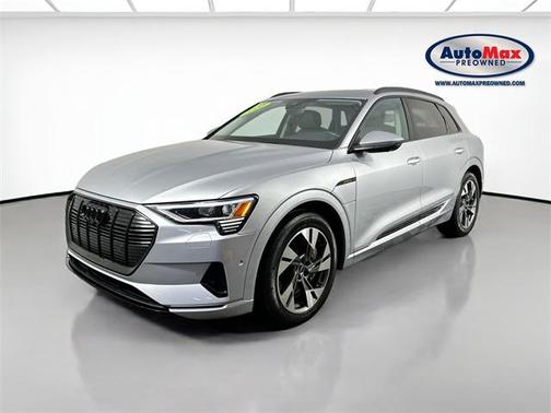 2022 Audi e-tron Premium