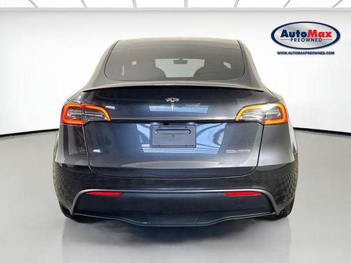 Stealth Grey 2024 Tesla Model Y Performance Dual Motor All-Wheel Drive