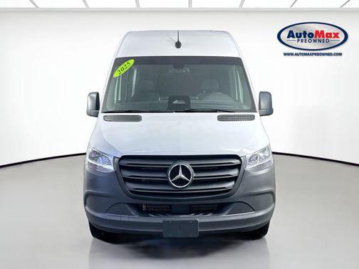 2025 Mercedes-Benz Sprinter 2500 Standard Roof