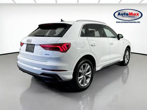 2024 Audi Q3 Premium 45 TFSI S line quattro Tiptronic