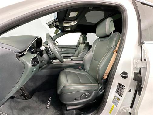 2022 Genesis GV70 2.5T AWD