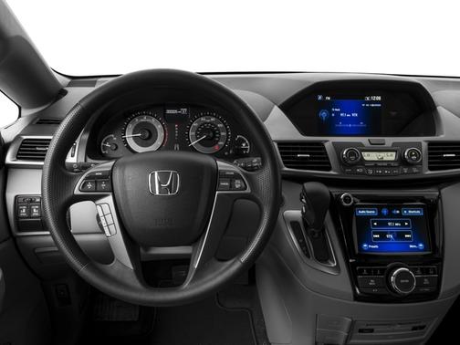Crystal Black Pearl 2016 Honda Odyssey SE