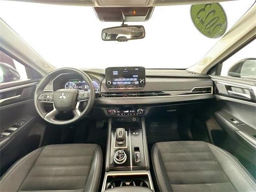 2023 Mitsubishi Outlander PHEV SE S-AWC
