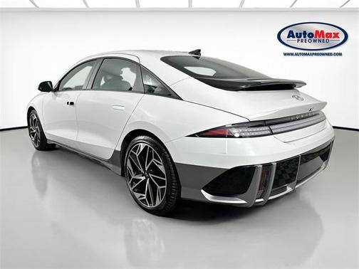 2023 Hyundai IONIQ 6 SEL